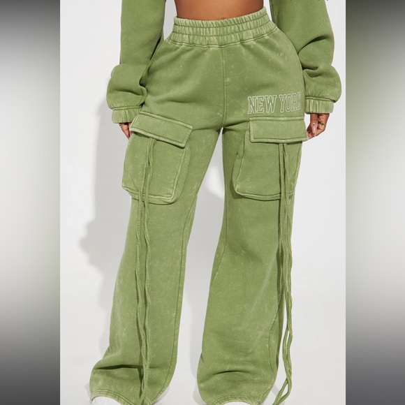 Cargo sweatpants - Picture 2 of 4